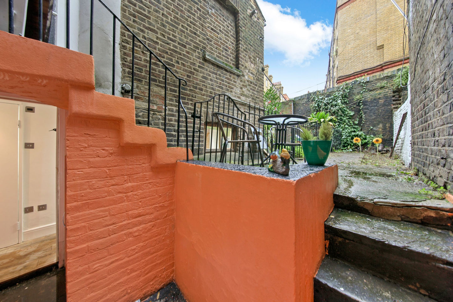 Cosy 1 Bed Flat Kings Cross - Small Garden Space