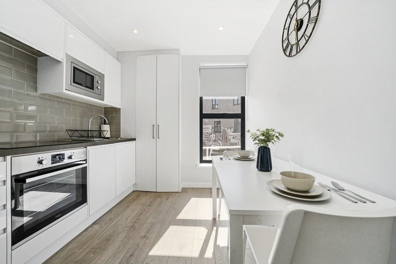 Compact and Cosy studio - In Kings Cross station