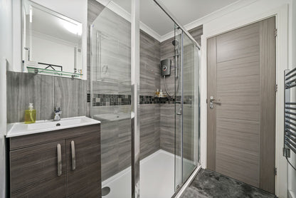 The Simple Apartment