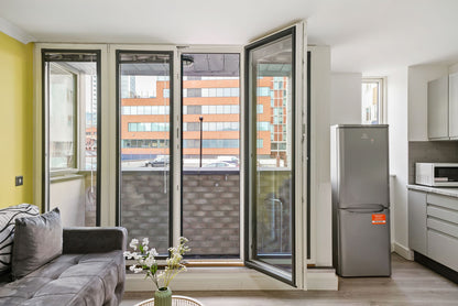 The Simple Apartment