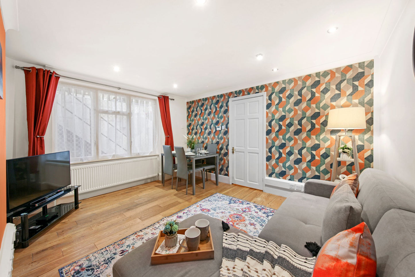 Cosy 1 Bed Flat Kings Cross - Small Garden Space