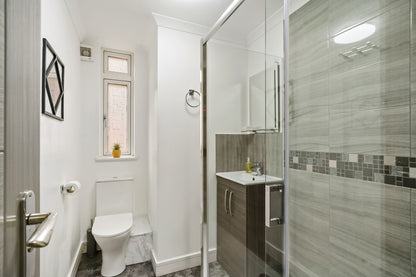 The Simple Apartment