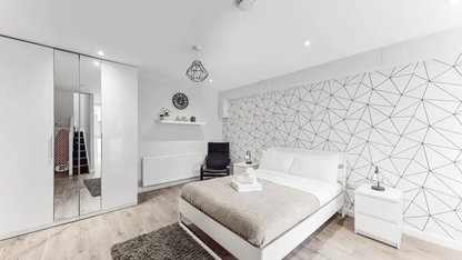 Spacious and Quiet Studio
