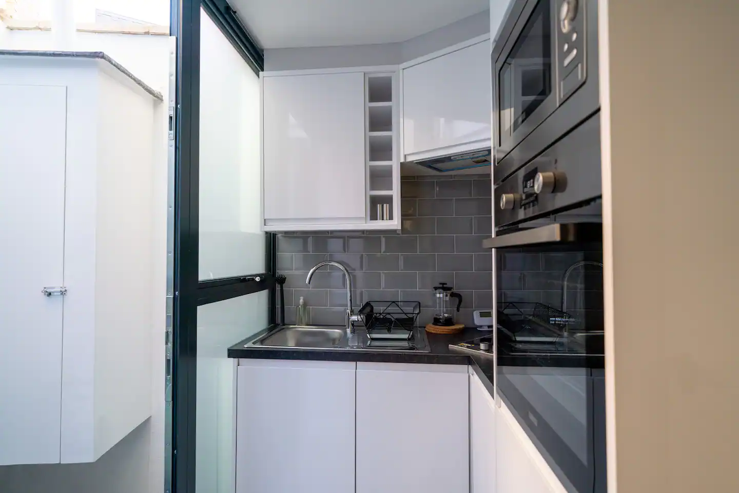 Spacious and Quiet Studio