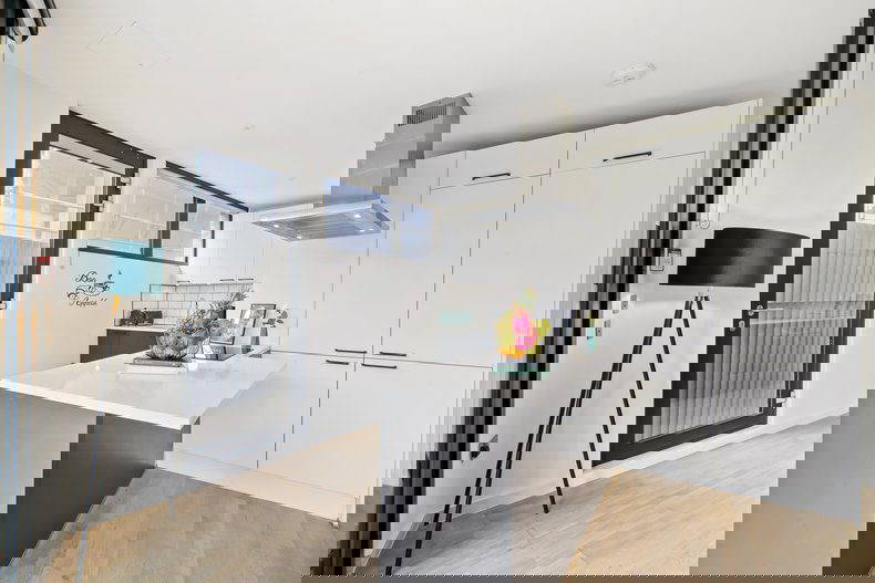 8 The Vale - HZ13nCkXbts8UIzHXk8T